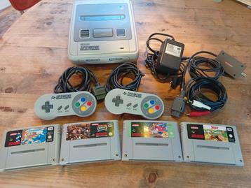 Prachtige Super Nintendo SNES Set gereinigd en teruggekleurd beschikbaar voor biedingen