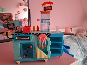 l.o.l. surprise keuken beschikbaar voor biedingen