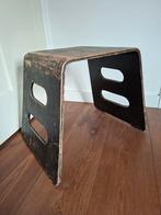 Fraaie oude Ikea kruk / tafel met mooi Patina. 45 cm hoog, Ophalen