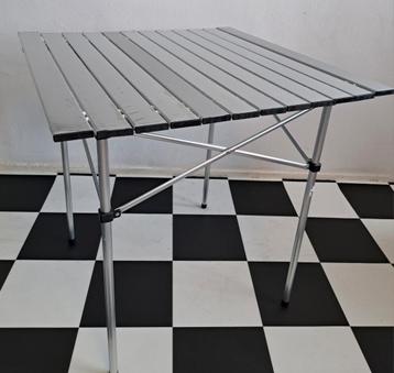 Opvouwbare Aluminium Tafel voor Camping en Picknick / Ruimte beschikbaar voor biedingen