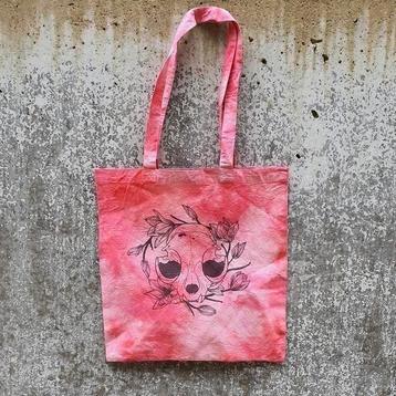 Handgemaakte katten schedel gothic rood tie dye tote bag beschikbaar voor biedingen