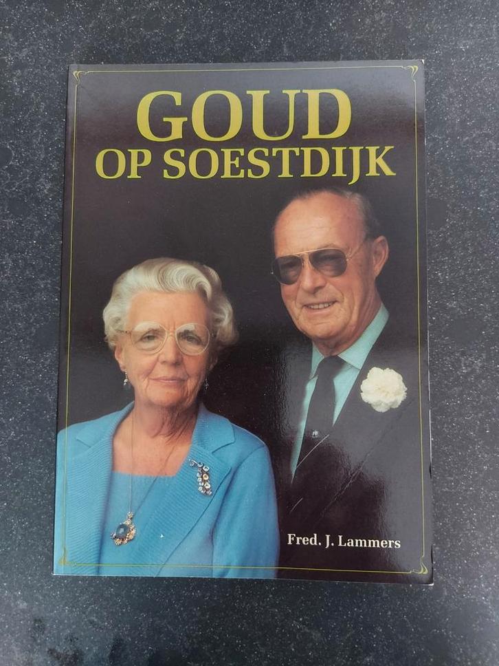 Gedenkboek Gouden huwelijk Juliana en Bernhard, Verzamelen, Koninklijk Huis en Royalty, Zo goed als nieuw, Tijdschrift of Boek