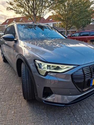 Audi e-tron 55 Quattro 360pk 2019 Grijs beschikbaar voor biedingen
