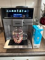 Siemens EQ6 S100 Plus met  streep in beeld, Afneembaar waterreservoir, 10 kopjes of meer, Ophalen of Verzenden, Koffiemachine