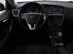 Volvo V40 1.6 T3 Momentum | Camera | Trekhaak | Navigatie |, Auto's, Volvo, Voorwielaandrijving, Gebruikt, 4 cilinders, 150 pk
