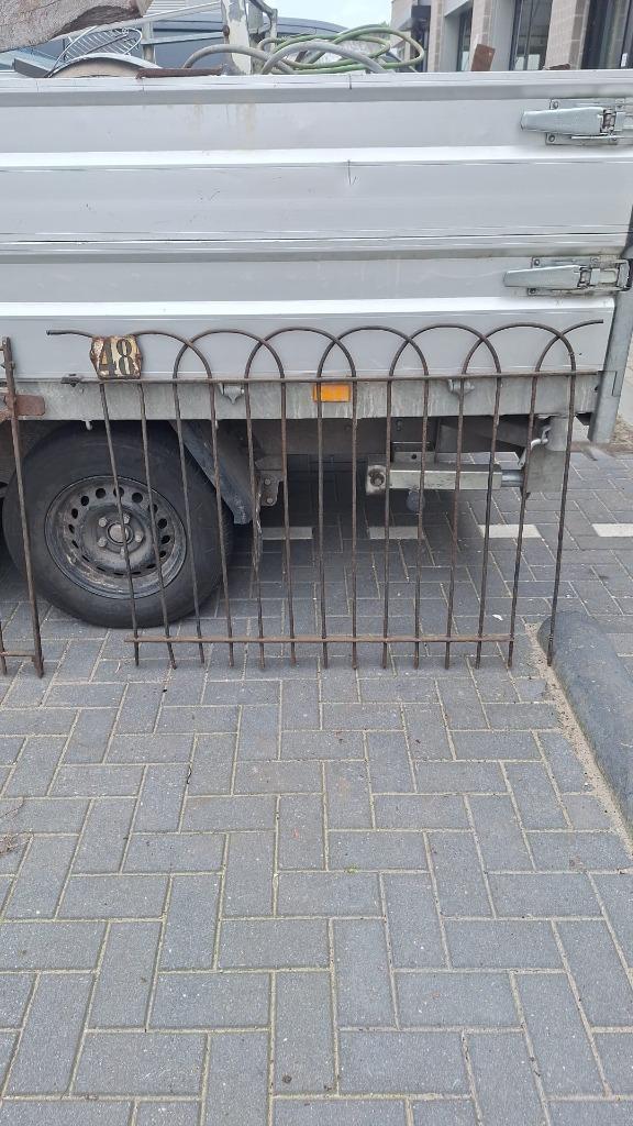 Hek / Tuinhekwerk , 3 stuks . vooroorlogs ijzeren hekken, Tuin en Terras, Tuinhekken en Hekwerk, Gebruikt, Sierhekwerk, IJzer