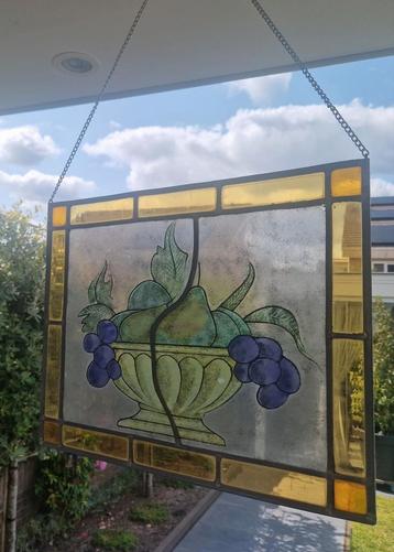 Raamhanger glas in lood beschikbaar voor biedingen