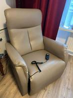 Kunstlederen Zorg Meubel Sta-op Stoel - CIAR Mechanisme, Ophalen, Zo goed als nieuw, Leer, 75 tot 100 cm