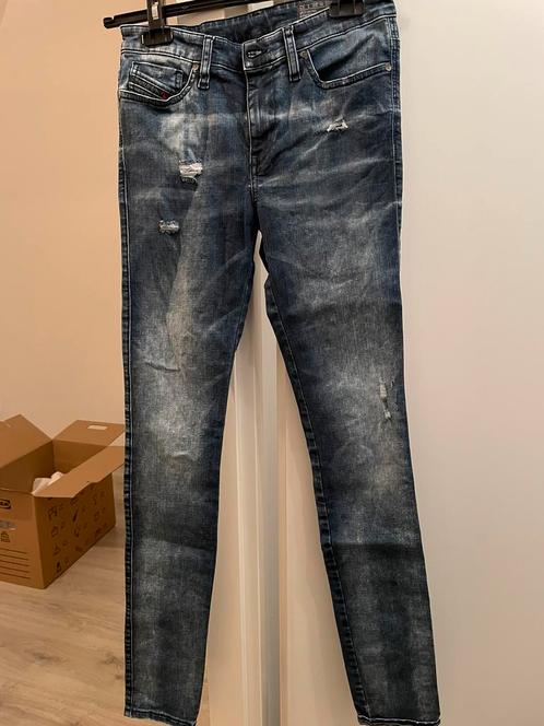 Diesel skinnyjeans, Kleding | Dames, Spijkerbroeken en Jeans, Zo goed als nieuw, W27 (confectie 34) of kleiner, Blauw, Ophalen of Verzenden