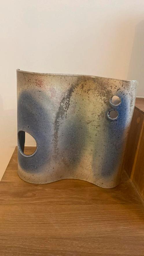 Modernistisch raku gestookt schermpje design, Antiek en Kunst, Antiek | Keramiek en Aardewerk, Ophalen