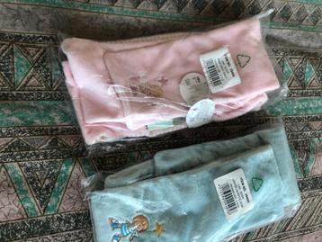 2 stuks nieuwe baby sjaals warm gevoerd  beschikbaar voor biedingen