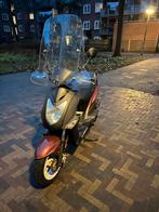 Kymco agility 50 2013 (geel kenteken) + windscherm, Ophalen, Maximaal 45 km/u, Zo goed als nieuw, 50 cc