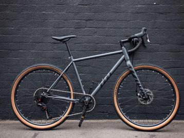 Gravel bike. Nieuw. Rook Scout. 1 * 11.Great value for money beschikbaar voor biedingen