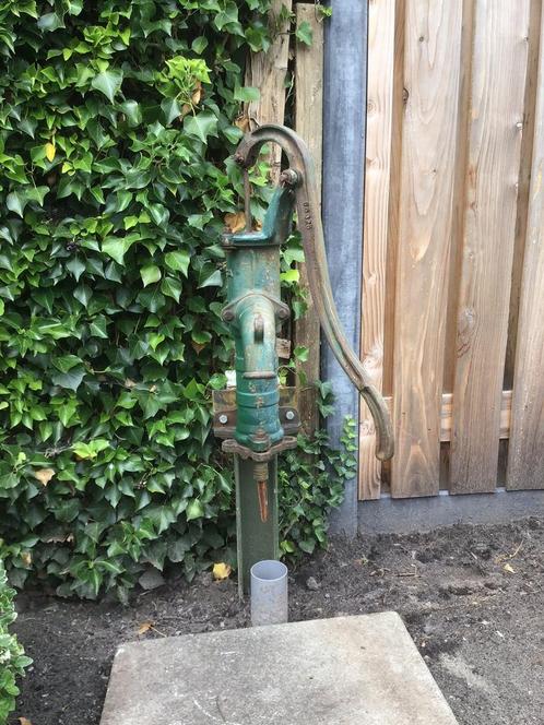 Werga handzwengelpomp voor decoratie of opknappen, Tuin en Terras, Waterpompen, Gebruikt, Handmatig, Bronpomp, Ophalen of Verzenden