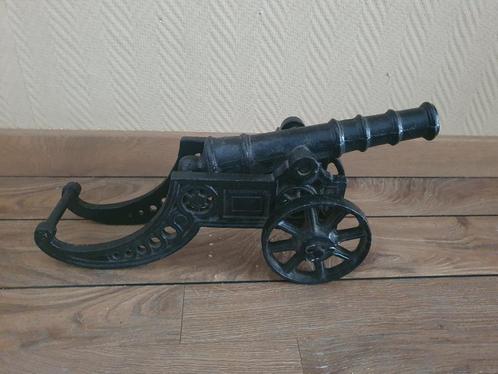 Groot gietijzeren model van een kanon, Antiek en Kunst, Curiosa en Brocante, Ophalen of Verzenden