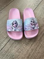 Frozen Slippers Maat 32-33, Ophalen of Verzenden, Gebruikt, Meisje, Schoenen