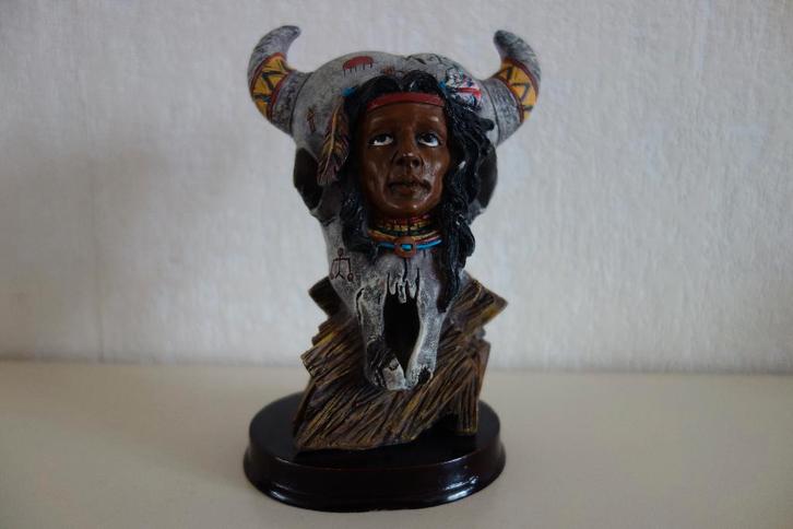 Beeld indiaan runderhoorns, Verzamelen, Beelden en Beeldjes, Nieuw, Mens, Ophalen of Verzenden