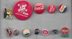 12 VERSCHILLENE COCA COLA DRANKEN FRISDRANK SPELDEN, Verzamelen, Speldjes, Pins en Buttons, Ophalen of Verzenden, Gebruikt, Merk