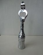 Coca Cola metalen fles opener 2002 Niet gebruikt.., Ophalen of Verzenden, Nieuw, Gebruiksvoorwerp