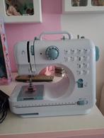 Hema naaimachine, middelgroot zgan, Ophalen of Verzenden, Zo goed als nieuw, Naaimachine, Overige merken