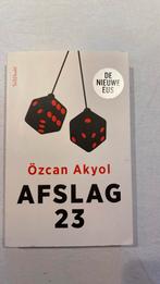Özcan Akyol - Afslag 23, Ophalen of Verzenden, Zo goed als nieuw, Özcan Akyol, Nederland