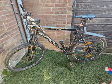 Mountainbike te koop beschikbaar voor biedingen
