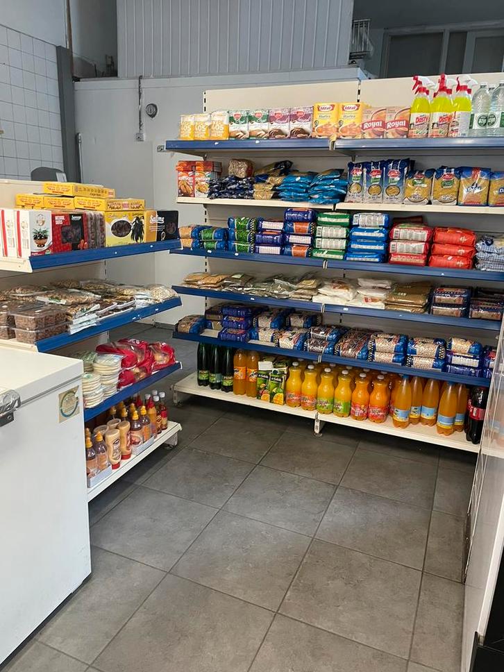 Te Koop: Islamitische Slagerij, Zakelijke goederen, Exploitaties en Overnames