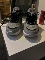 Nike Air Max TW “grey” maat 42, Ophalen of Verzenden, Zo goed als nieuw, Schoenen