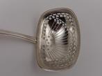 Zilveren strooilepel                                    Z214, Ophalen of Verzenden, Zilver
