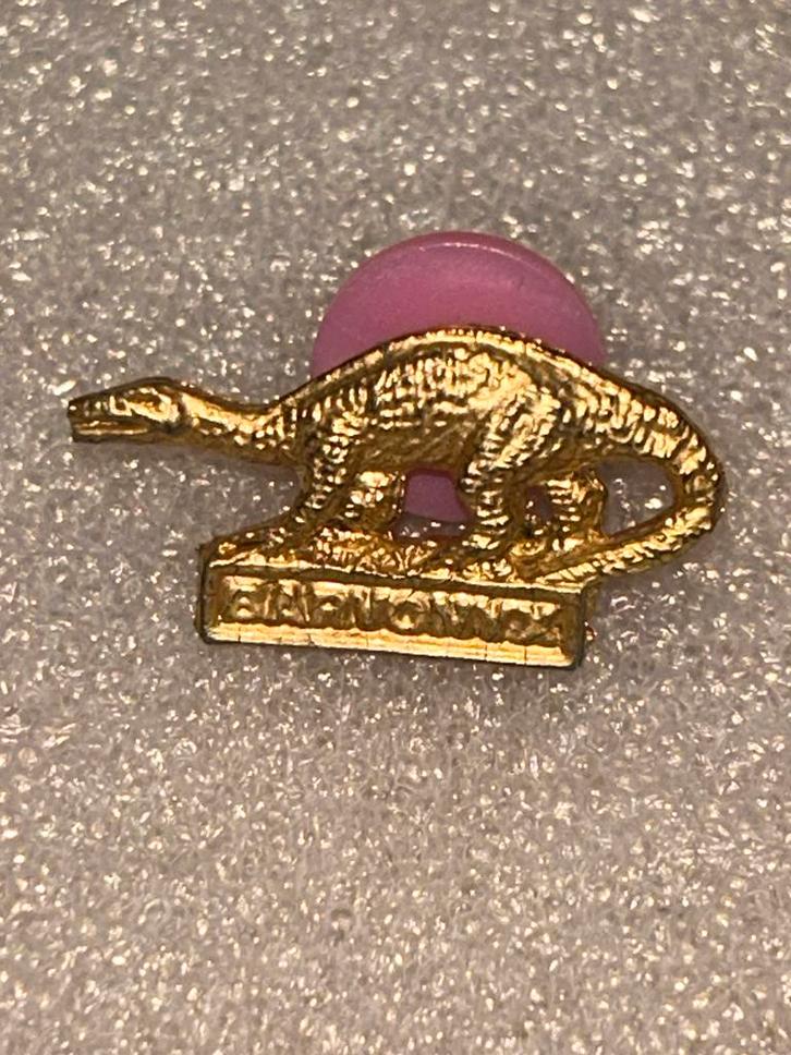 Pin dinosaurus, Verzamelen, Speldjes, Pins en Buttons, Zo goed als nieuw, Speldje of Pin, Dier of Natuur, Ophalen of Verzenden