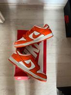 Nike Dunk Low SP ‘Syracuse’, Kleding | Heren, Schoenen, Overige kleuren, Nike, Ophalen of Verzenden, Sneakers of Gympen