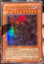 Yu-Gi-Oh! Red Eyes Darkness Dragon SD1 1st Edition !, Hobby en Vrije tijd, Verzamelkaartspellen | Yu-gi-Oh!, Verzenden, Gebruikt