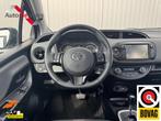 Toyota Yaris 1.5 VVT-i Active|NL-Auto|Navi|Trekhaak, Gebruikt, 4 cilinders, Met garantie (alle), Zwart