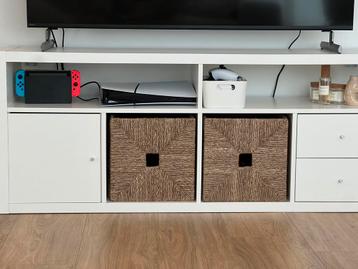 IKEA tv meubel beschikbaar voor biedingen