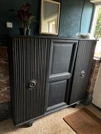 Mat zwarte kast, Ophalen, Gebruikt, 100 tot 150 cm, Met deur(en)
