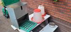 Voerbakken gevuld voor kippen ook waterbak, Dieren en Toebehoren, Pluimvee | Toebehoren, Ophalen, Gebruikt, Drinken en Voederen