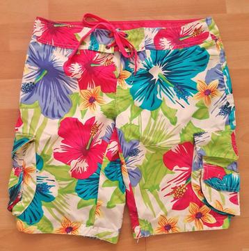 Leuke korte broek / short / bermuda / zomerbroek maat 36 / S beschikbaar voor biedingen