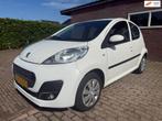 Peugeot 107 1.0 Access APK 2-3-2026 elek.pakket 5 deurs, Auto's, Voorwielaandrijving, Euro 5, Gebruikt, 4 stoelen