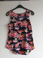 Vrolijke mouwloze top zwart met bloemen Yessica maat 38, Kleding | Dames, Maat 38/40 (M), Ophalen of Verzenden, Zonder mouw, Gedragen
