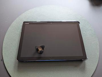 Huawei MediaPad M5 Lite 10 inch + Hoes - Zo goed als nieuw beschikbaar voor biedingen