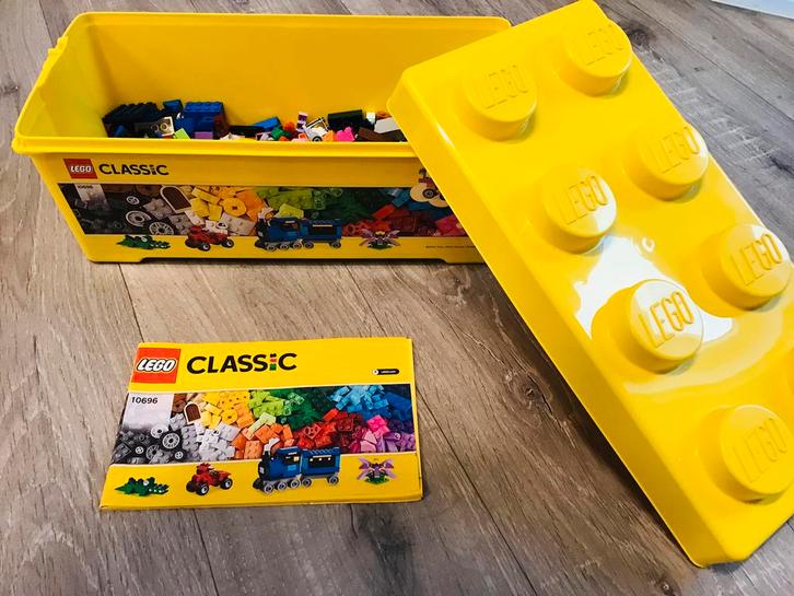 LEGO 10696, creatieve bou doos, compleet en ZGAN, Kinderen en Baby's, Speelgoed | Duplo en Lego, Zo goed als nieuw, Lego, Complete set