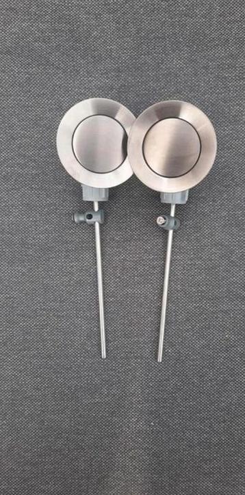 Te koop 2 NIeuwe Grohe Waste/plugge met trekstang bediening  beschikbaar voor biedingen
