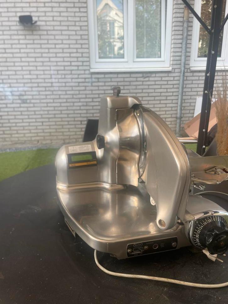 Professionele Snijmachine, Witgoed en Apparatuur, Keukenmixers, Gebruikt, Minder dan 1 liter, 1 snelheid, Ophalen