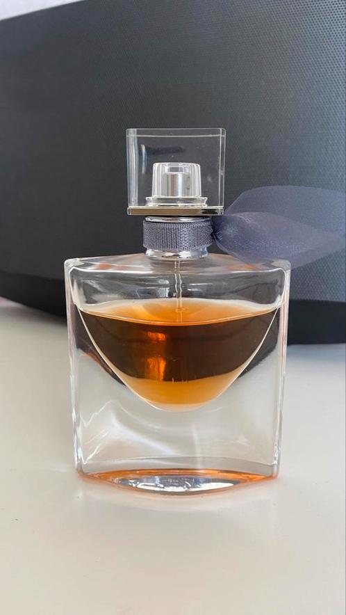 La vie est belle lancome parfum 30ml dames, Sieraden, Tassen en Uiterlijk, Uiterlijk | Parfum, Zo goed als nieuw, Ophalen of Verzenden