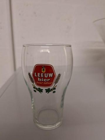 glas Leeuw bier beschikbaar voor biedingen