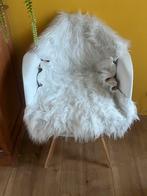 Witte kuipstoel met bontje - Bureau/Relaxstoel, Ophalen, Zo goed als nieuw