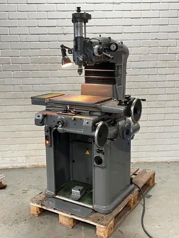 Hauser Bienne-Suisse 1410 coordinaten boormachine beschikbaar voor biedingen