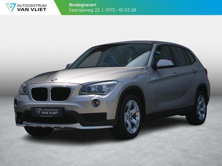 BMW X1 sDrive20i Executive | TREKVERMOGEN 1800KG | NAVIGATIE, Auto's, BMW, Bedrijf, Te koop, X1, ABS, Airbags, Airconditioning