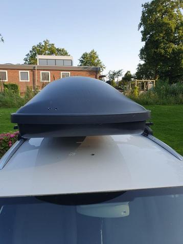 Dakkoffer / Skibox beschikbaar voor biedingen