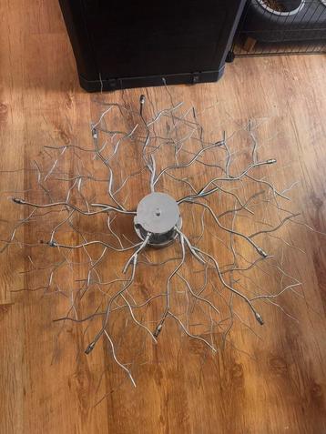 Te koop plafondlamp beschikbaar voor biedingen
